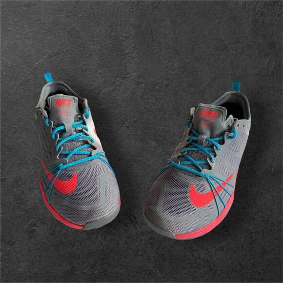 Nike Sneaker Free Cross Compete Women's Gray and Red Training Shoe SZ/7.5 - Picture 1 of 11